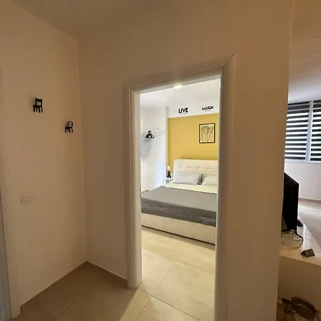 Eva Apartament's شقة ساراندا