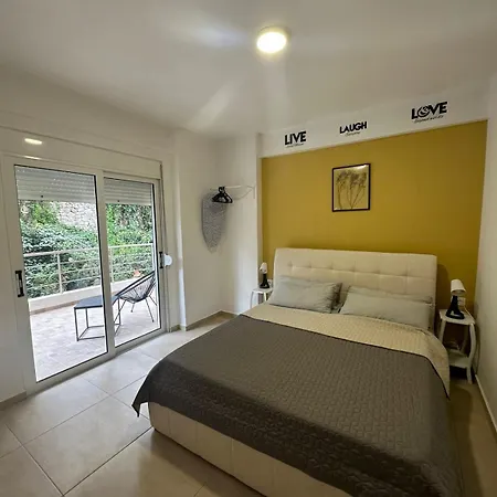 Eva Apartament's Sarande
